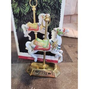 Hallmark 1995 Tobin farley Carousel ornament Xmas decor